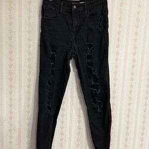 Black Distressed Women Jeans